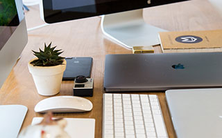 英超|“天崩开局”顺风顺水，红魔两连胜，卡里克能逆天改命吗？